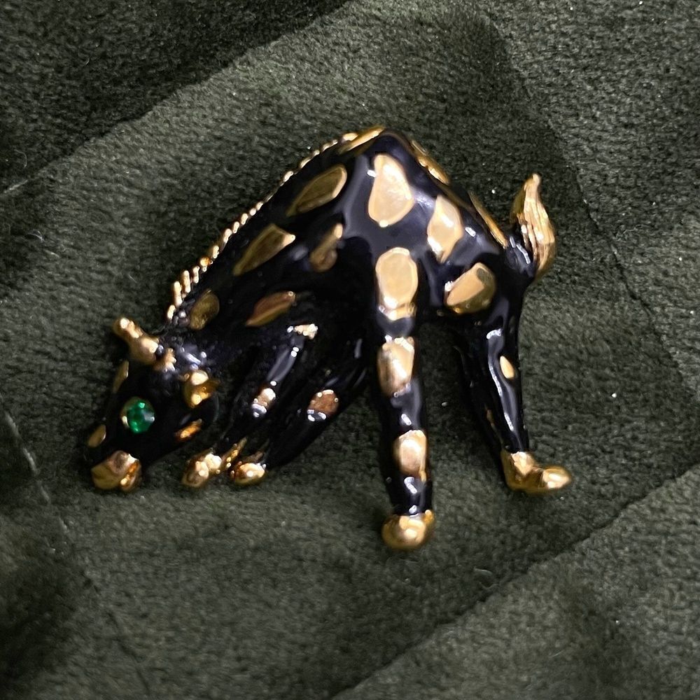 Vintage giraffe enamel brooch - black, gold, green eye